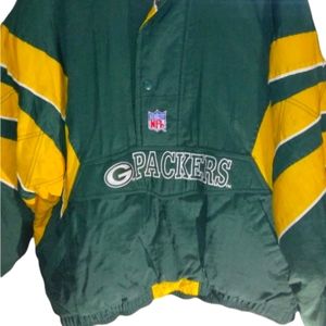 Vintage Starter Green Bay Packer pullover.